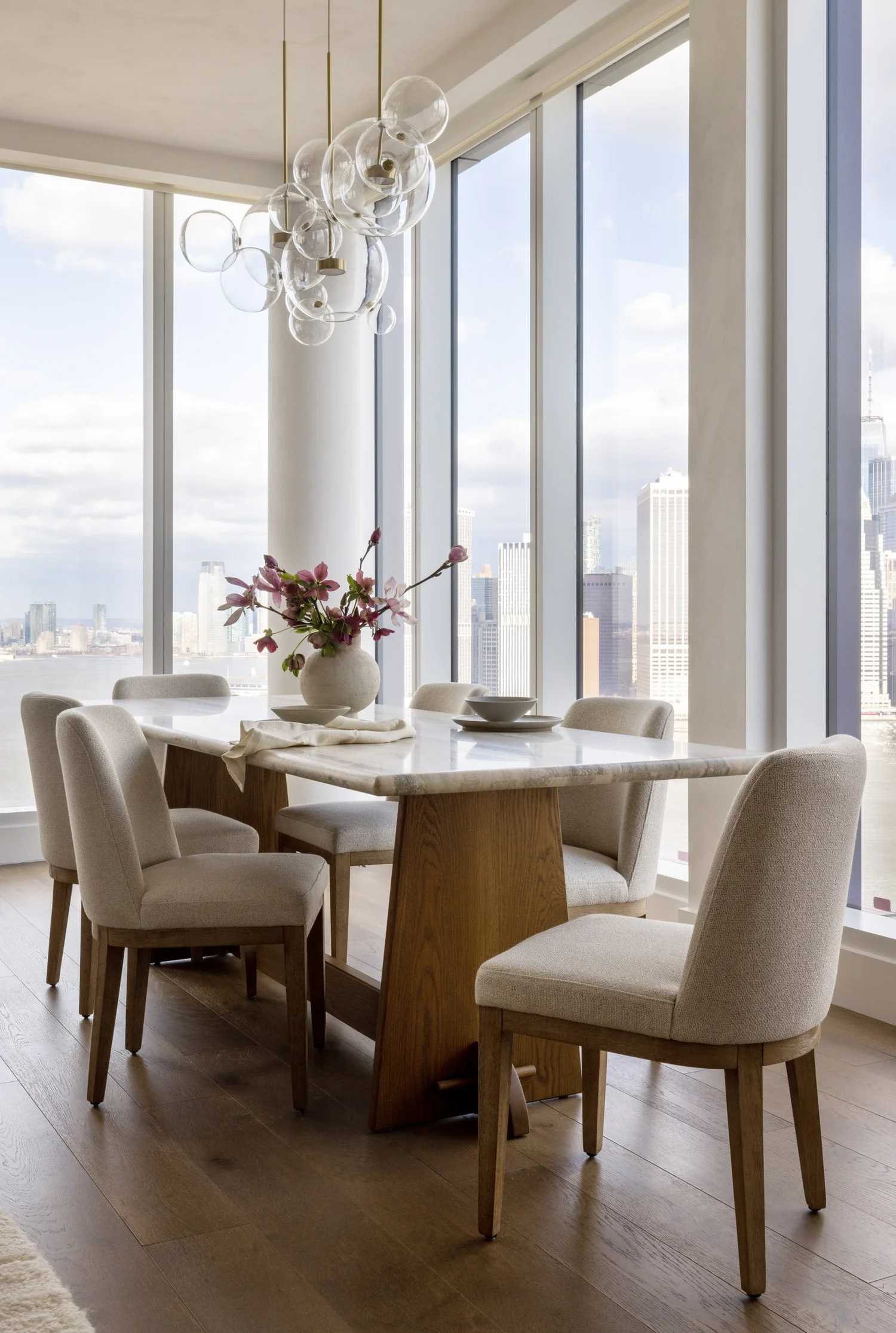 Picture of 30 eclectic home decor ideas to personalize every room fast