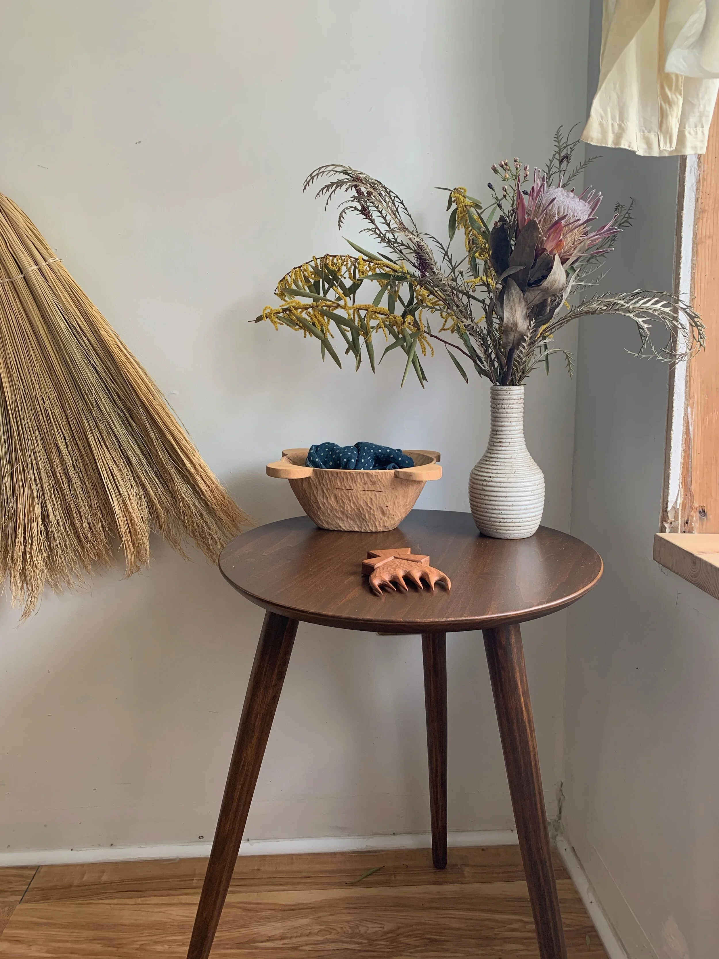 Custom Table with the Four Corner Bowl and Comb