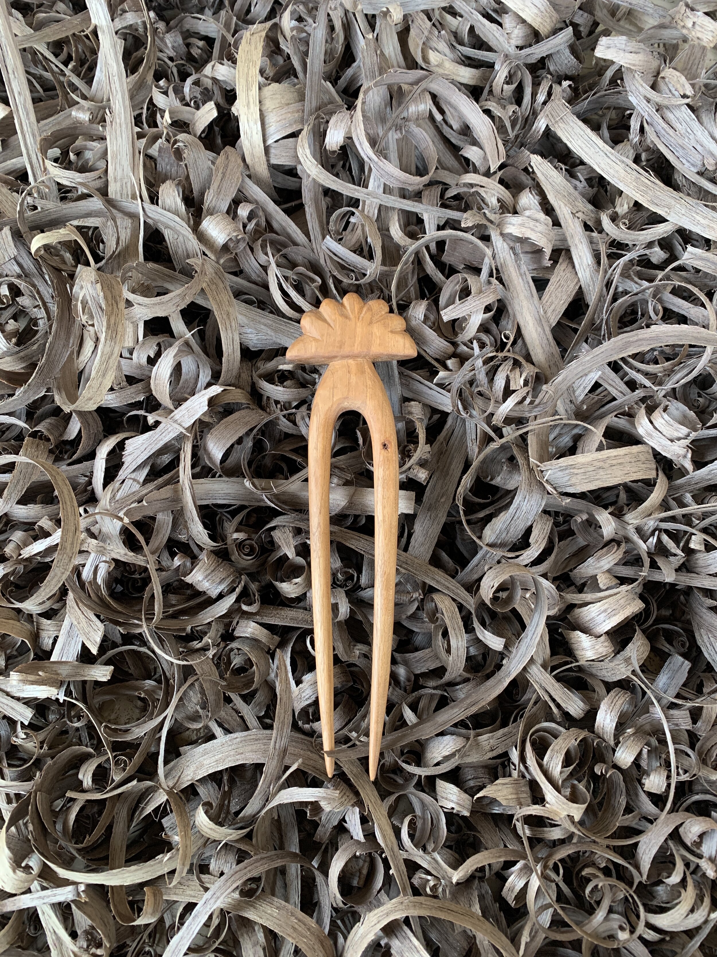 Cloud Hair Pin in Cherry 