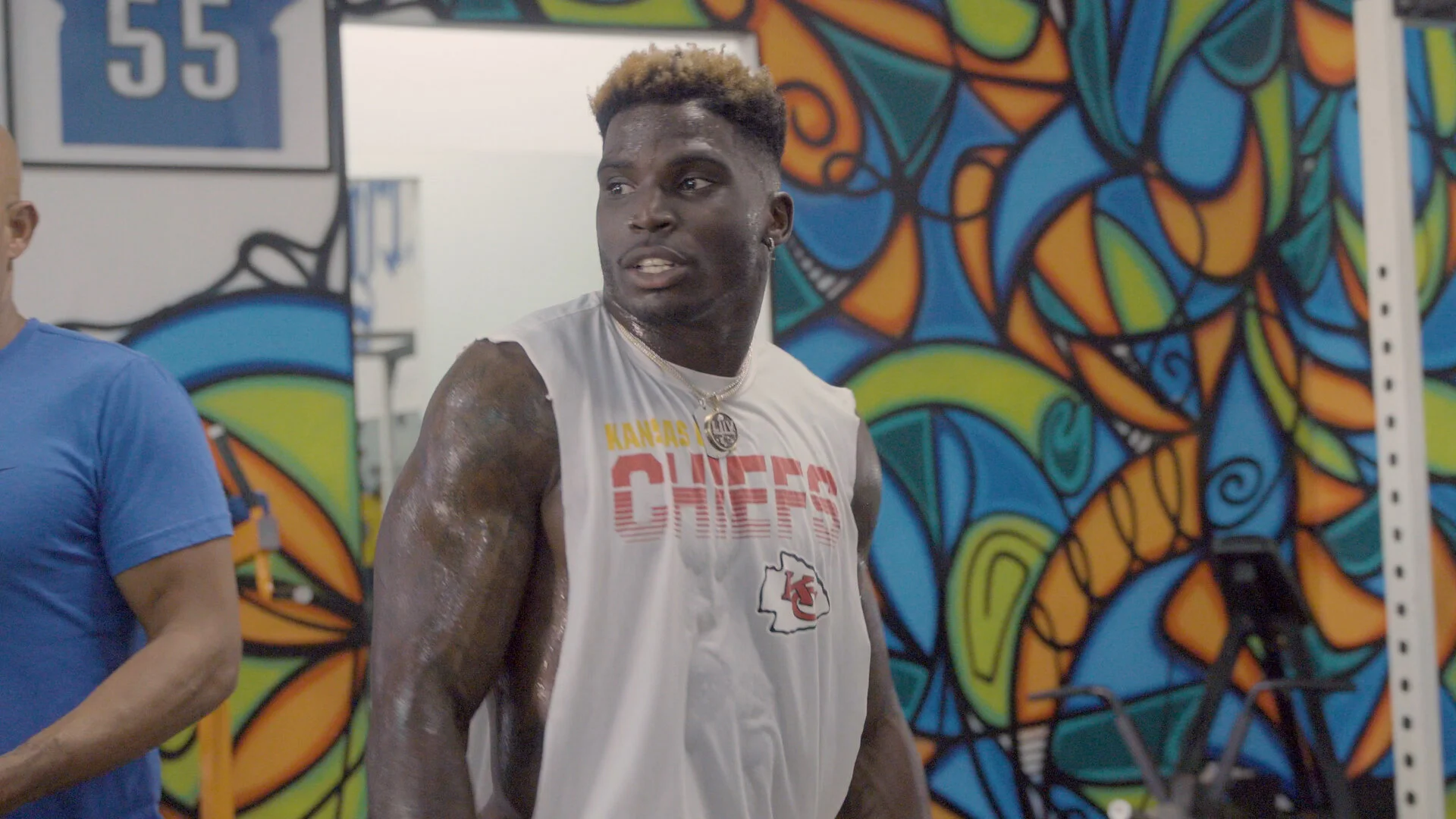 Ep. 2 - Miami - Workout.00_04_38_08.Still004.jpg