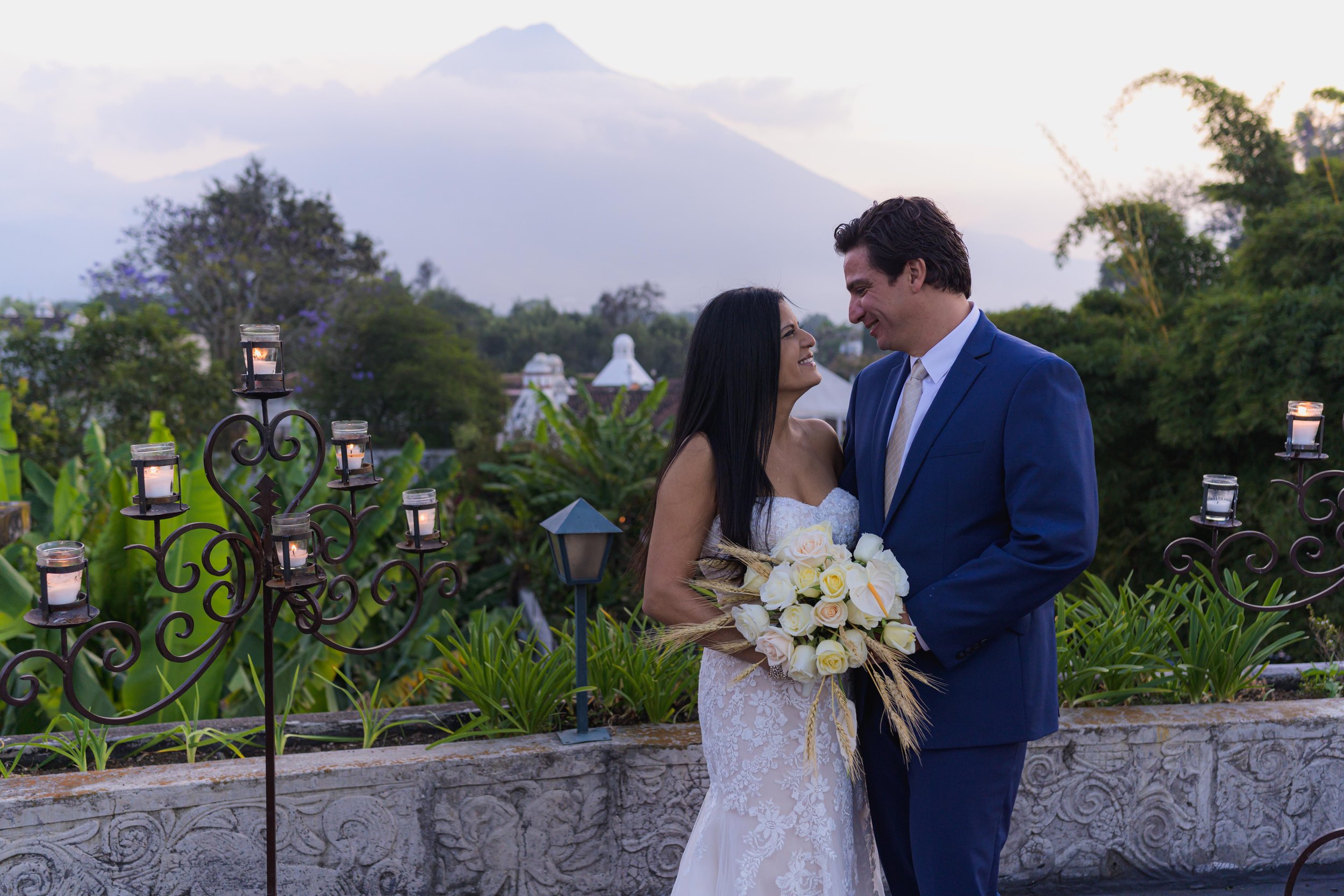 Arturo Rivera  Wedding Photographer Antigua Guatemala-8.jpg