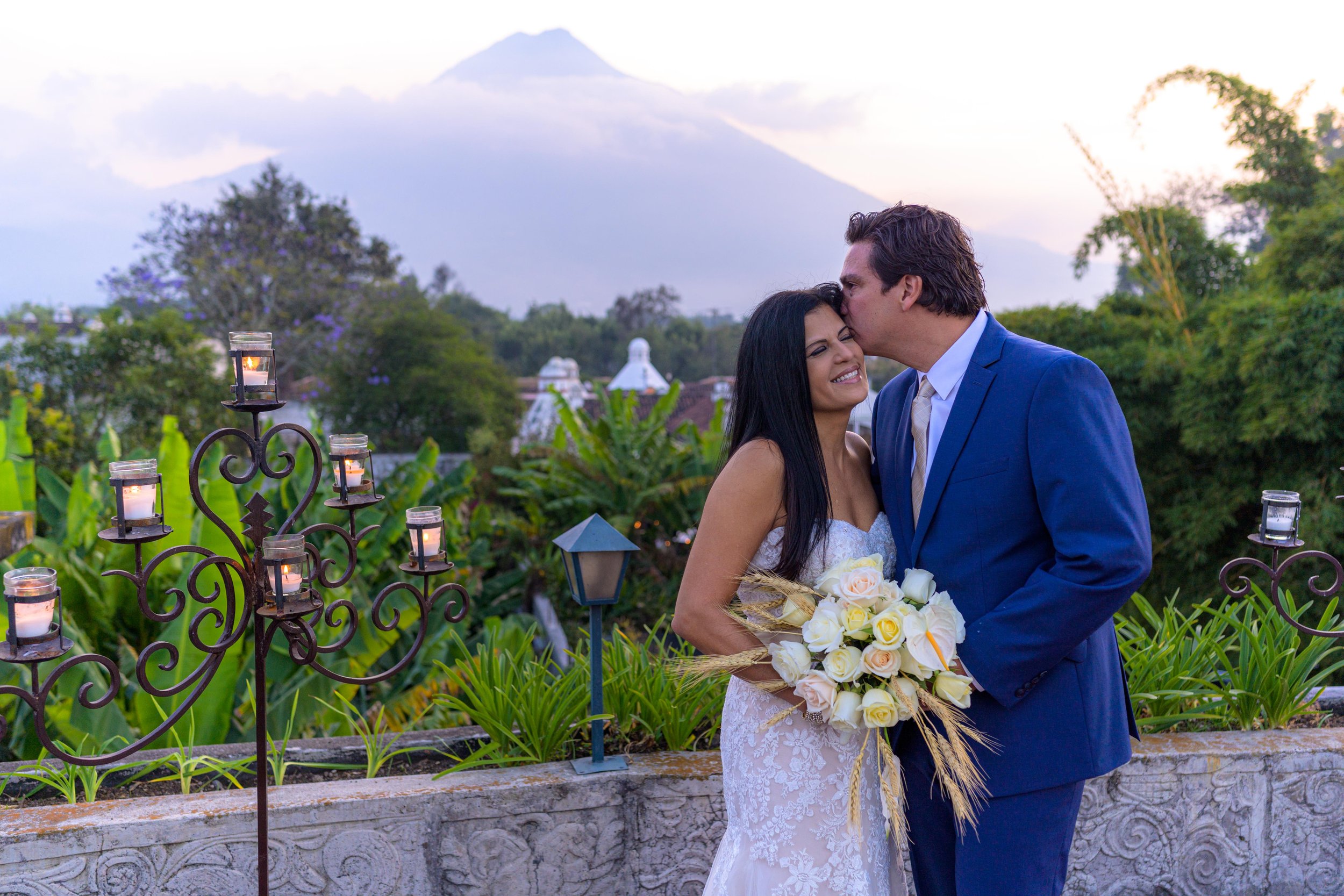 Arturo Rivera  Wedding Photographer Antigua Guatemala-9.jpg