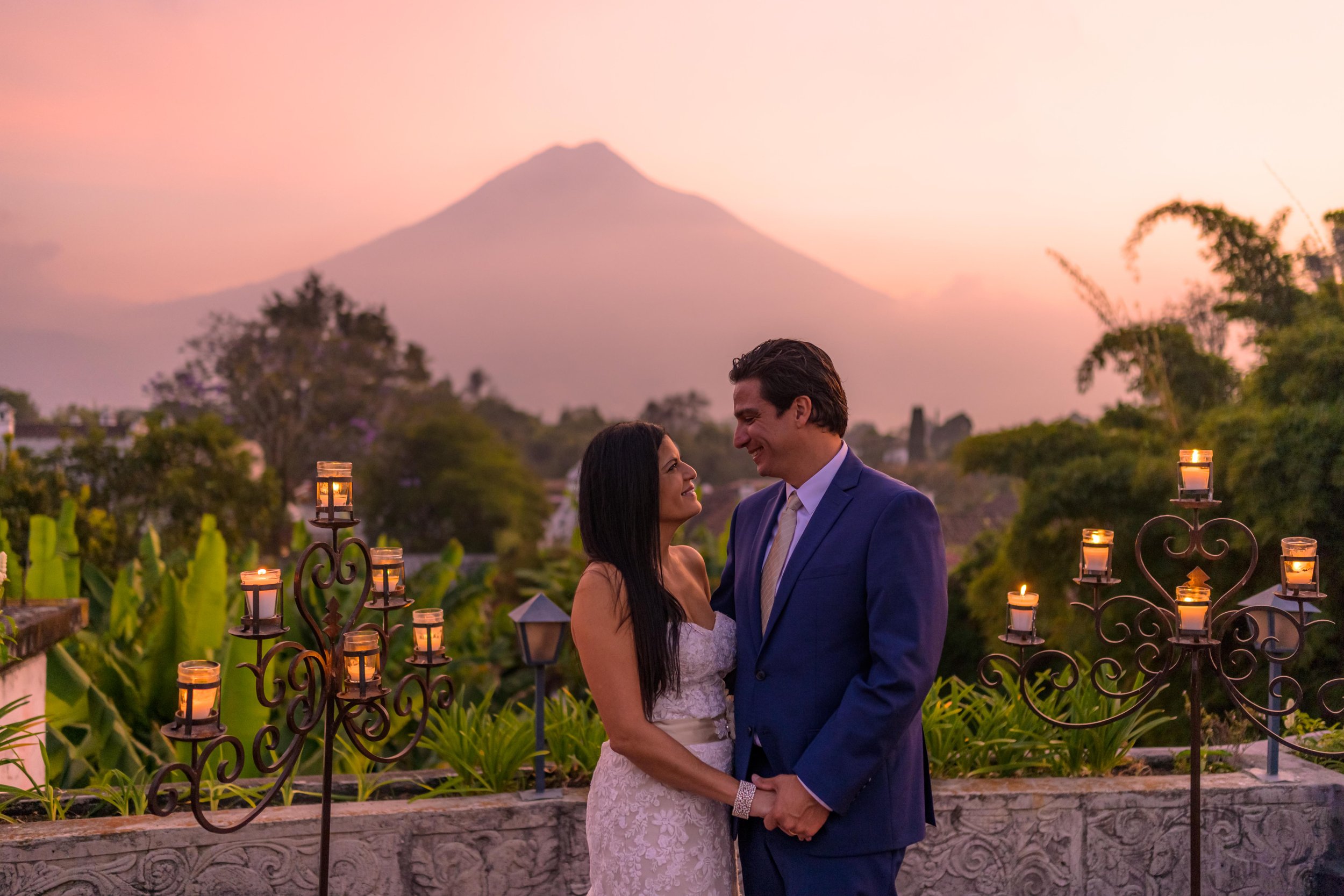 Arturo Rivera  Wedding Photographer Antigua Guatemala-11.jpg