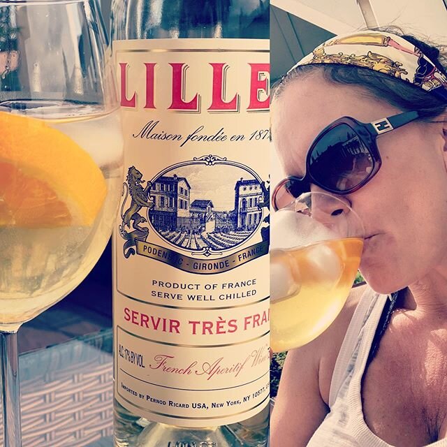 It&rsquo;s a Lillet Blanc kind of afternoon. 🌟
Oui! 🥂