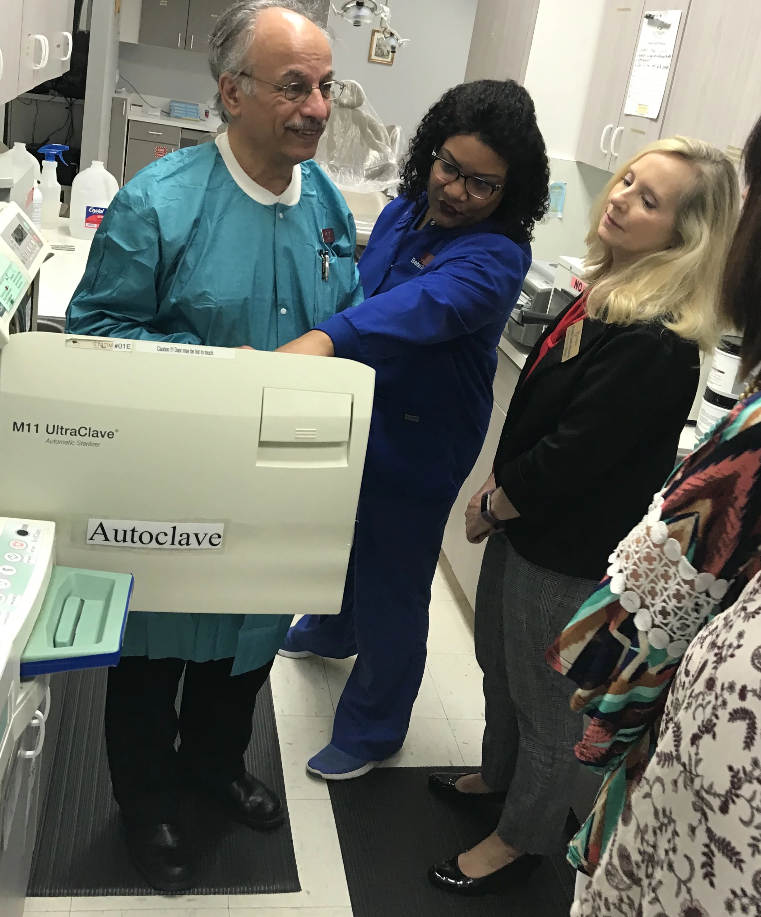 Bahri Dental leverages the latest in dental technology. This Autoclave effectively and quickly sterilizes dental instruments for safe use.