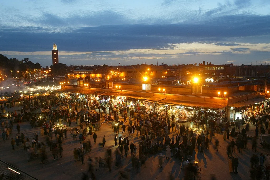 Jemaa_El_Fna_Square.jpg