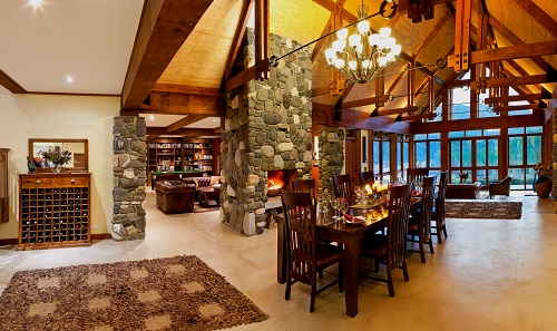 Stonefly_Lodge_interior_-_Journal_size.jpg