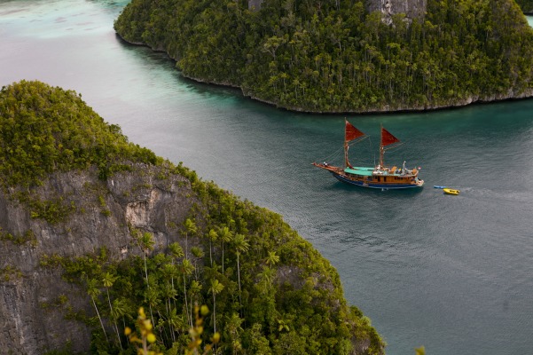 TB.Raja.Ampat.3.jpeg