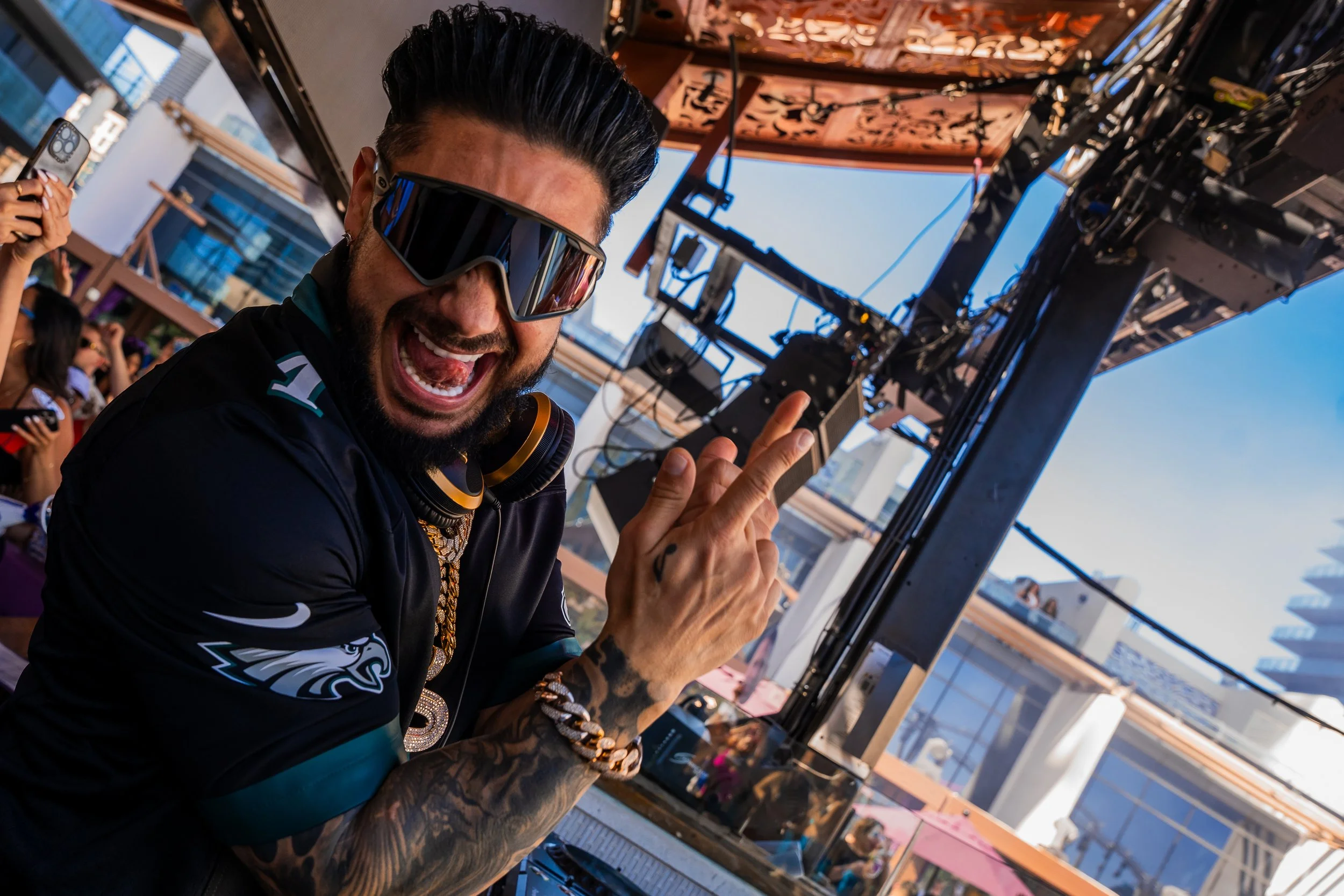 240406_MDC_PaulyD Selects (9).jpg