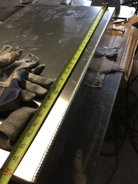 aluminum outside corner .125.jpg