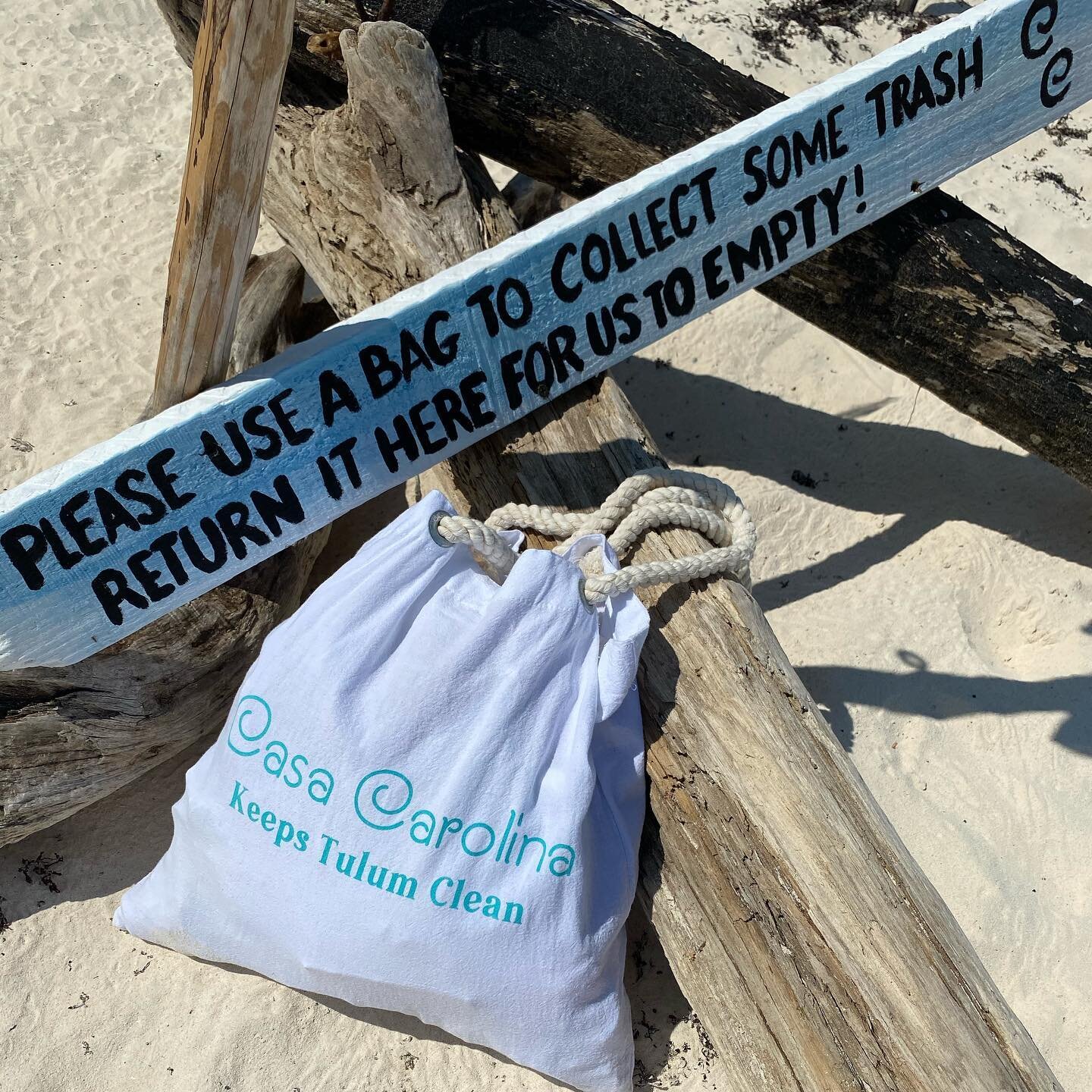 Thank you 🙏🏼 to everyone helping to  keep our paradise clean. The baby turtles who hatched  next to our sign ❤️ you. 🐢🐢
.
.
. 
#littlebylittle #workingtogether #tulumbeach #paradise #carettacaretta #5minutebeachcleanup