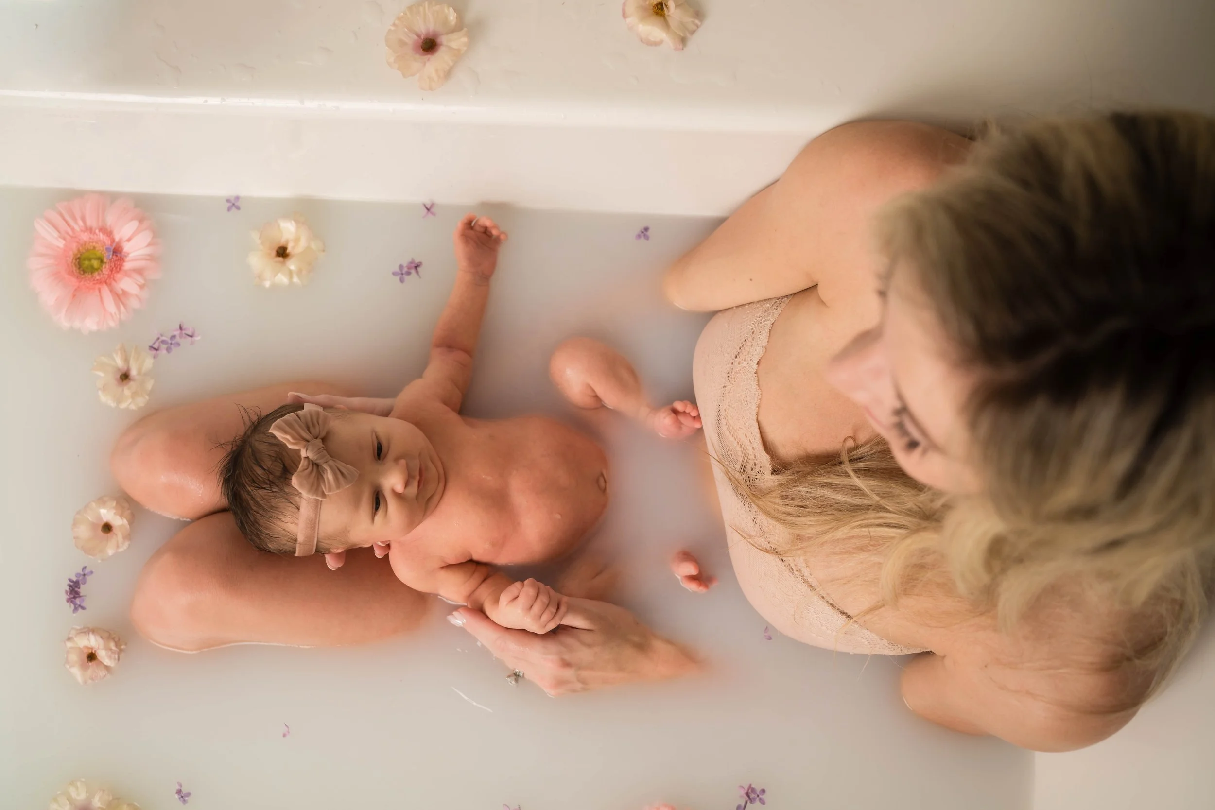 Savannah-milkbath-008.jpg