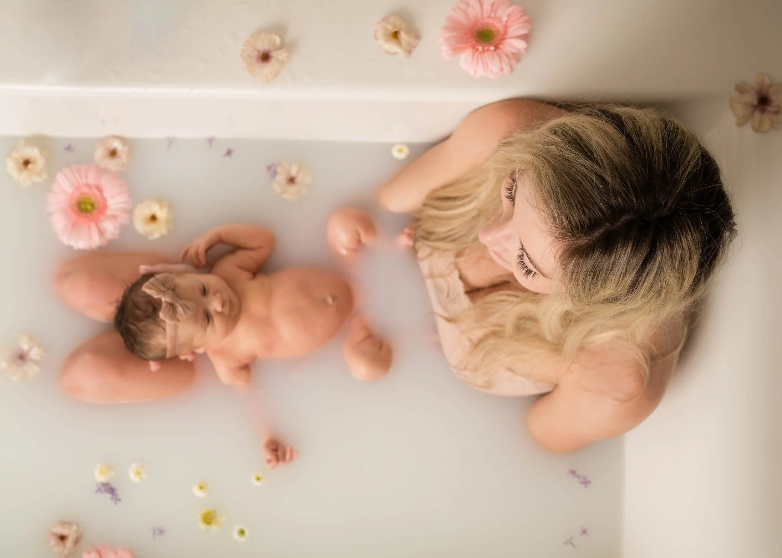 Savannah-milkbath-013.jpg