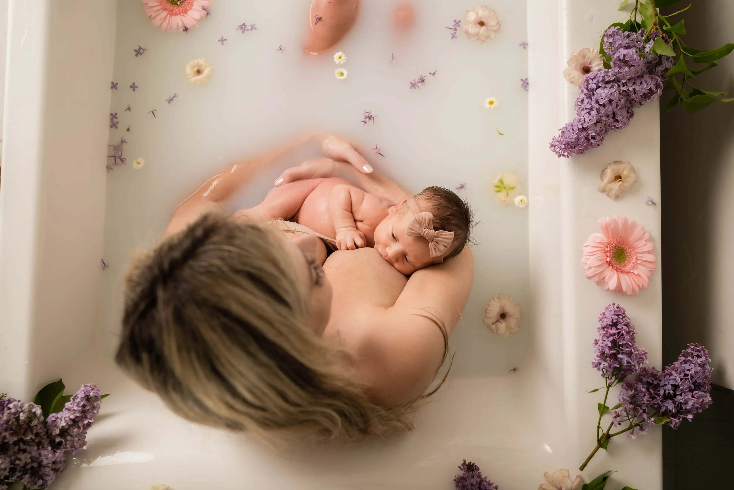 Savannah-milkbath-016.jpg