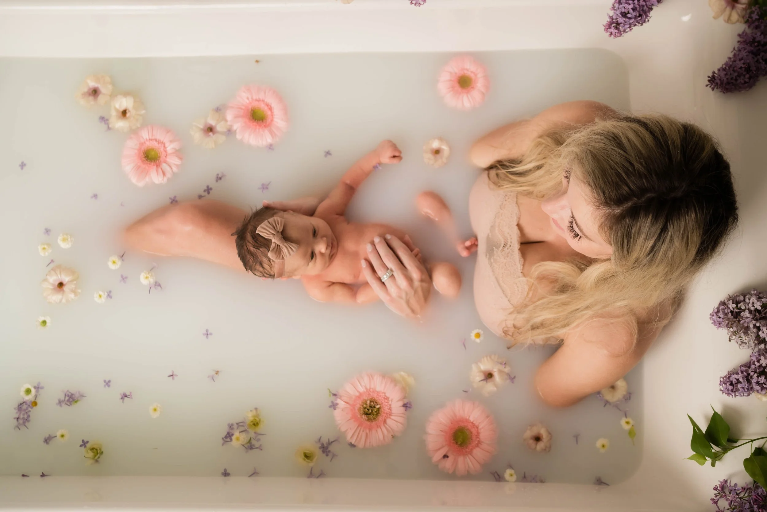 Savannah-milkbath-035.jpg
