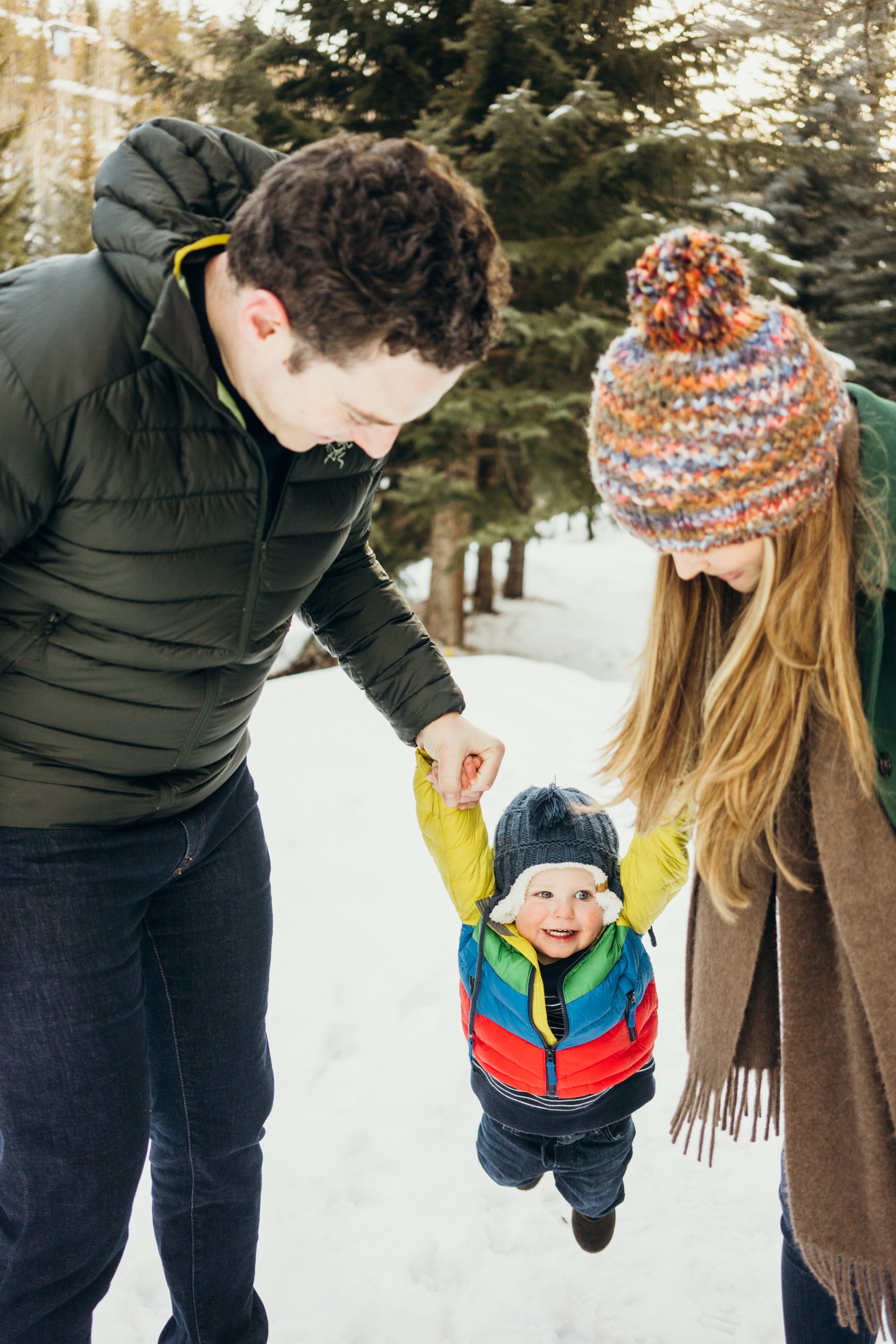 Winter Family Photo Ideas