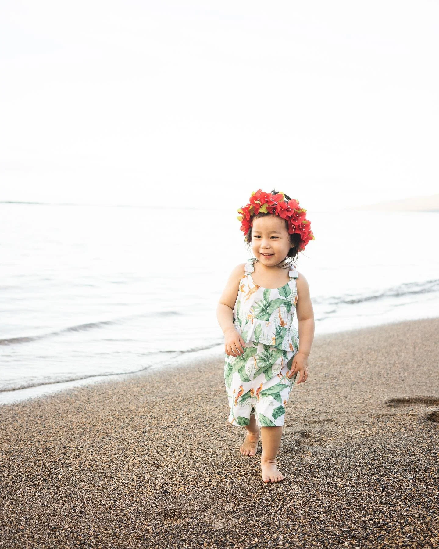 Your little ones should steal the show&hellip;couldn&rsquo;t pick just 1 &amp; Instagram won&rsquo;t let me choose more than 10. Head to my website for more 💌 Don&rsquo;t forget to get your mom some flowers 💐