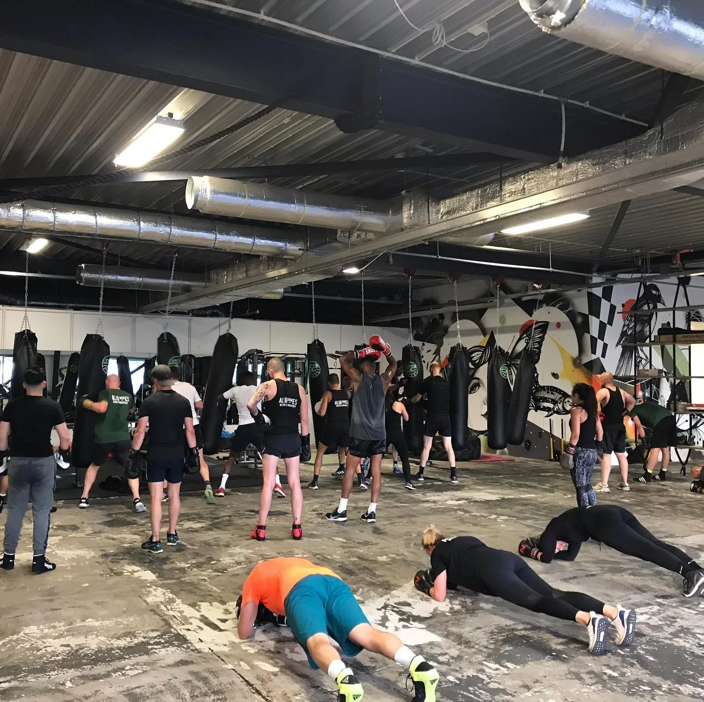 boxing fit in eindhoven with no experience. boksfit with no experience. boxing fit with group in eindhoven