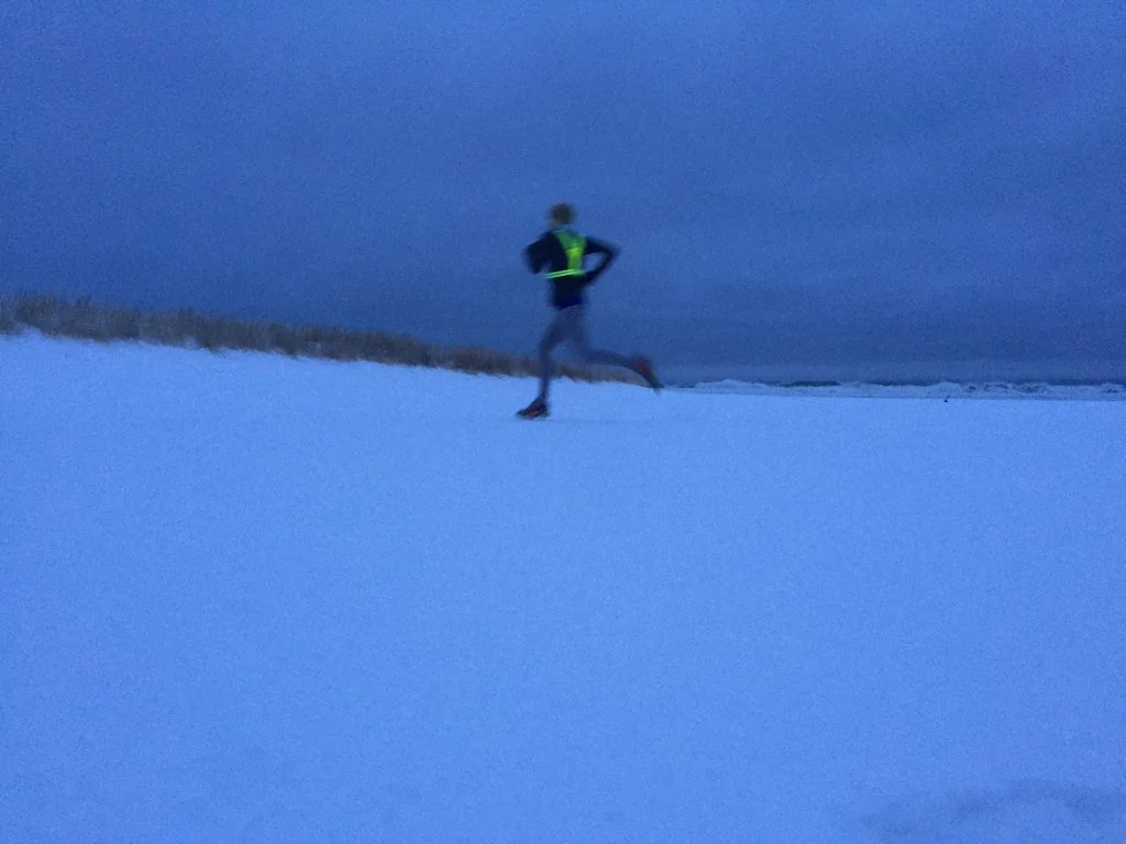 run far girl