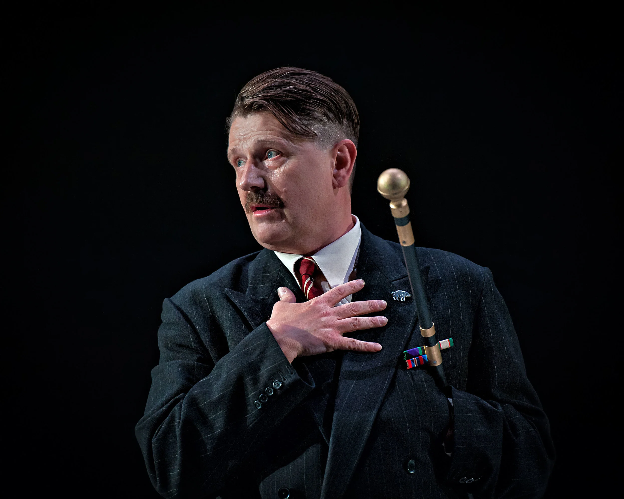 Reece Dinsdale in Richard III. Photo Anthony Robling.jpg