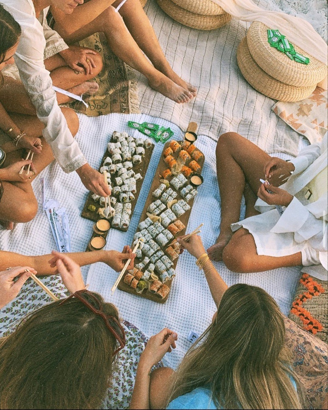 Planning a bachelorette trip? Our sushi catering boards are a must!

Order yours 👉 link in bio

📸 @coastlinepicnics