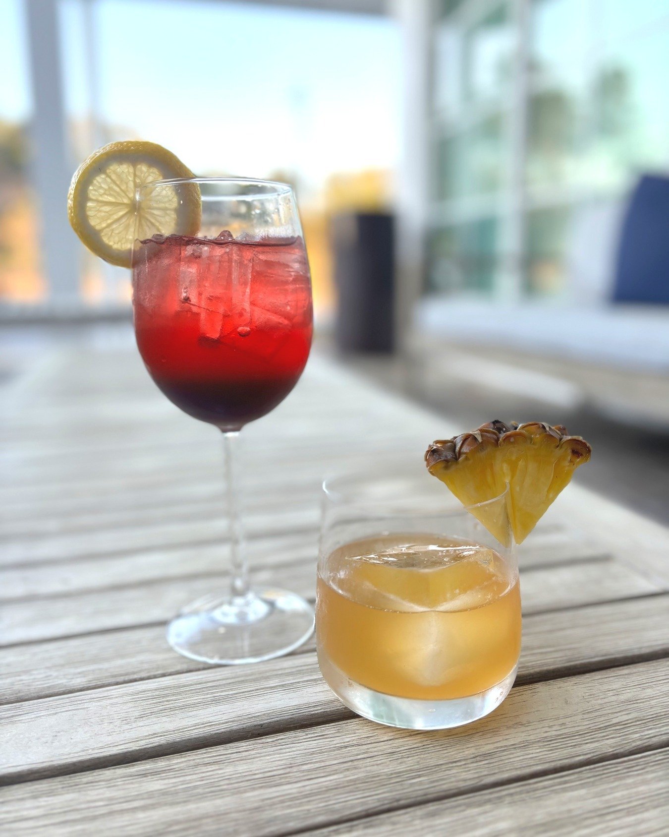 That Friday feeling😎 Enjoy a cocktail on our covered patio tonight!