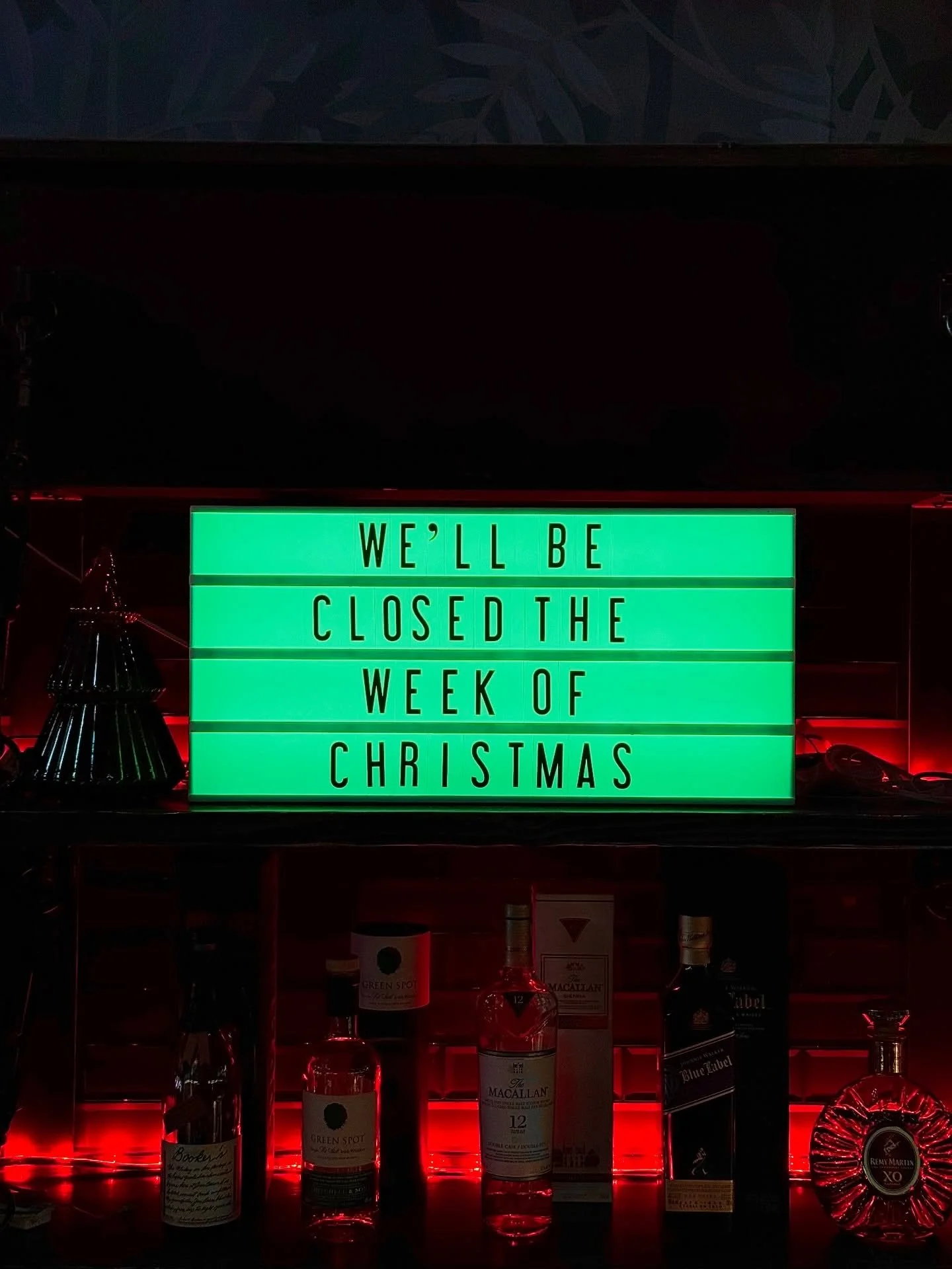 In case you haven&rsquo;t heard it yet - we&rsquo;ll be closed the entire week of Christmas (from December 21st until the 29th) ! 🛷❄️

We want to give our staff a little breather after working so hard all year, and give them a chance to enjoy the ho