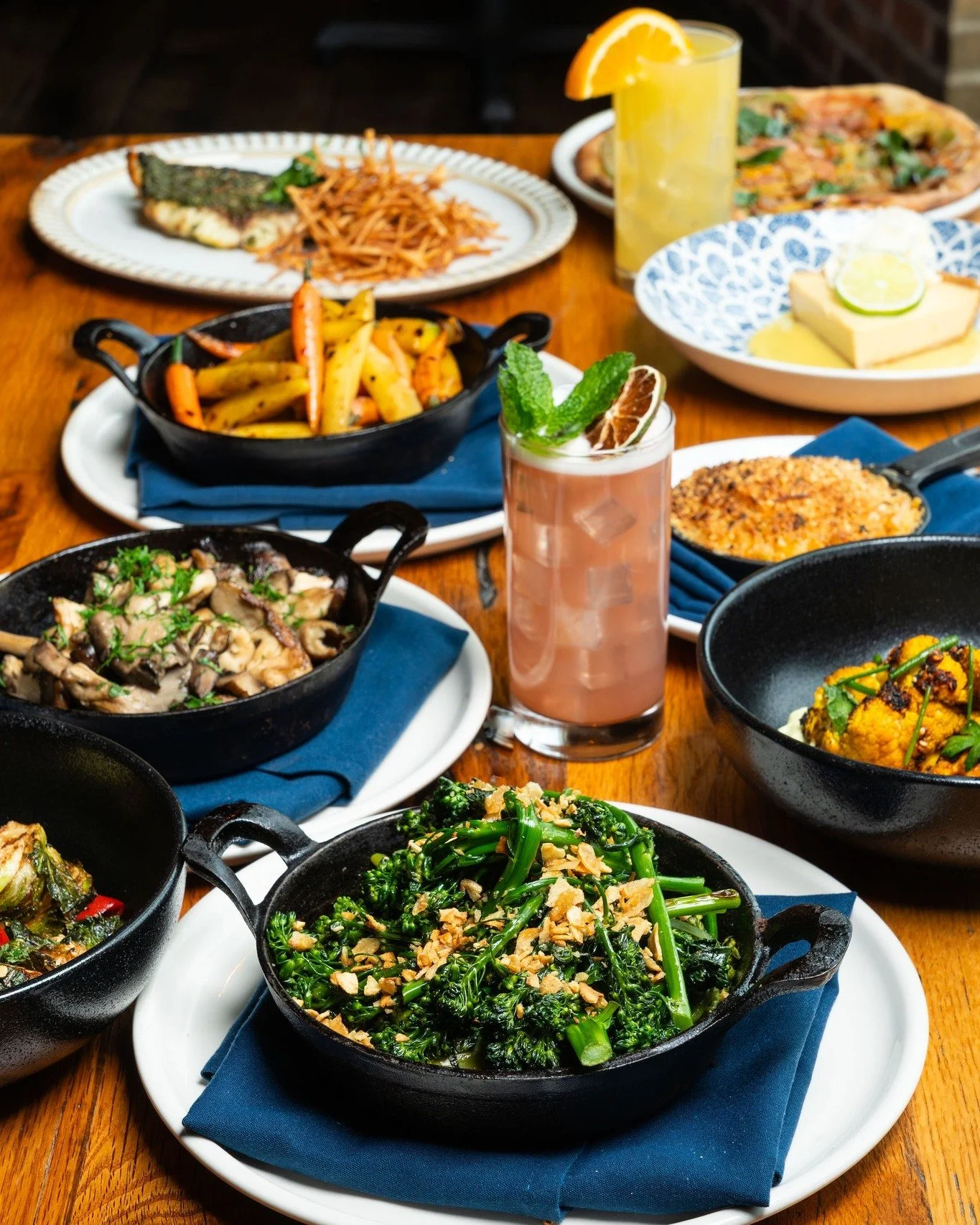your next neighborhood gathering, handled.

bring the whole crew and dive into our from-scratch favorites. there&rsquo;s space for everyone to enjoy. 🍹

book a table for your squad.

#matchbox #matchboxrestaurants #rockvillerestaurants #dmvdining #n