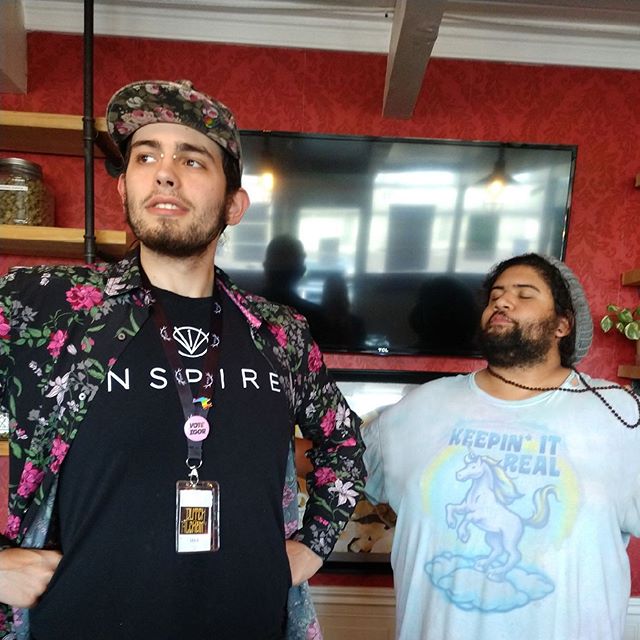 Vendor Friday Vibes at Dutch Alchemy with Quentin and Max 😎 .
Thanks to everyone who stopped by and checked out inspire inhalers!
.
.
Do not operate a vehicle or machinery under the influence of this drug. For use only by adults twenty-one years of 