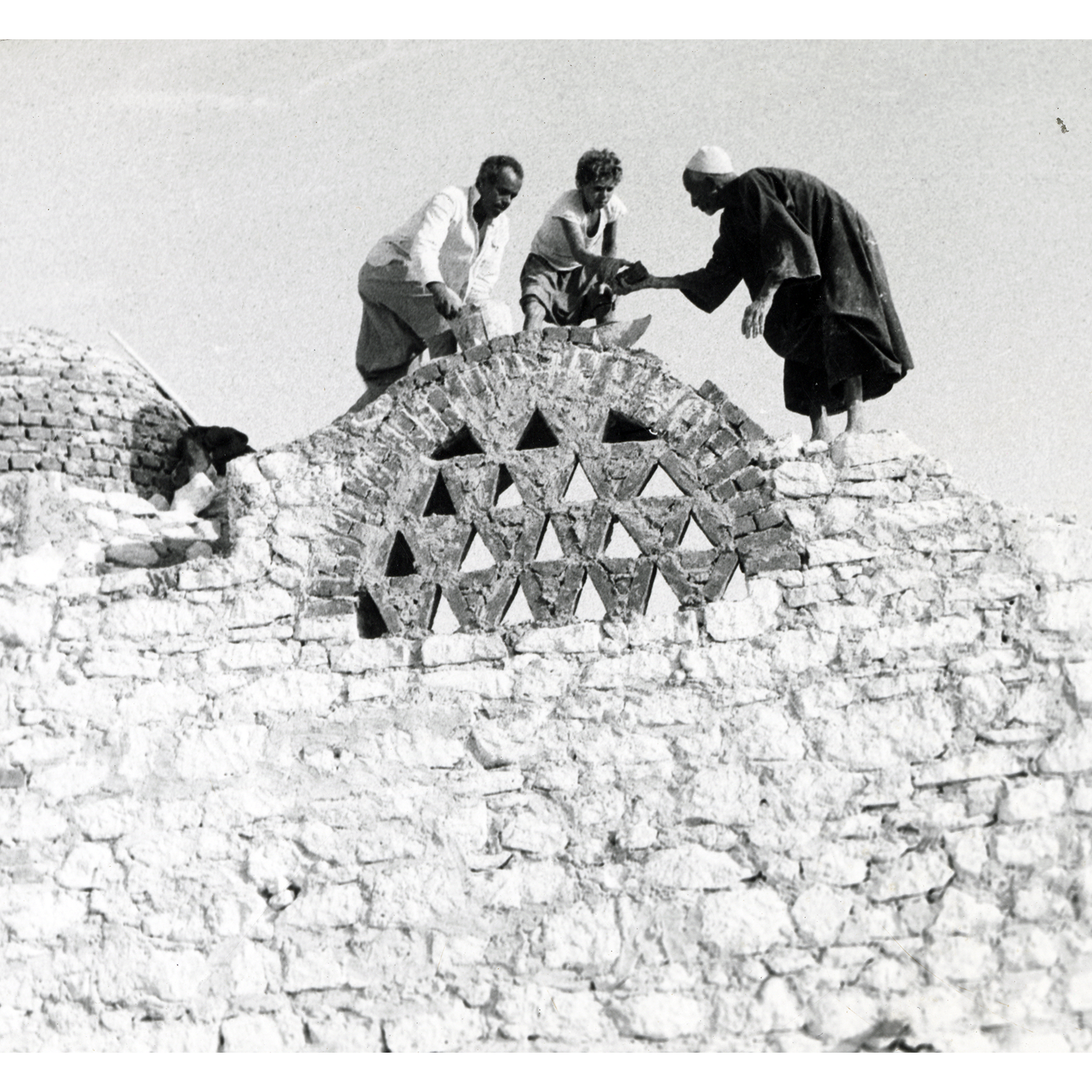 Ch.21 a Verso-b14-057-104a-sq.png