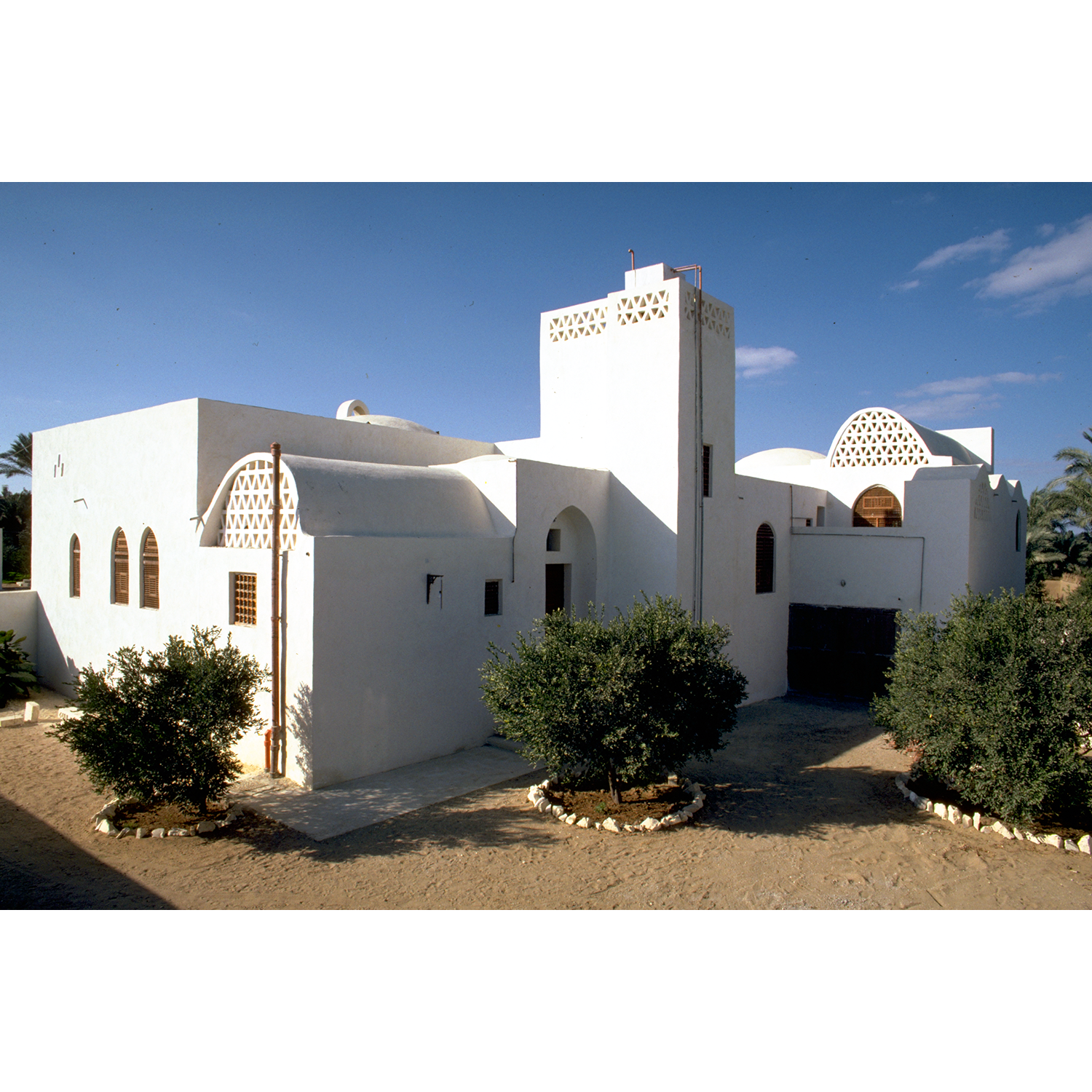 Ch.21 a 120 Akil fig.17-sq.png