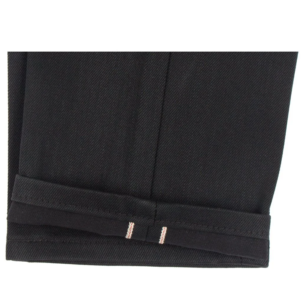 Women’s Solid Black Selvedge jeans hem