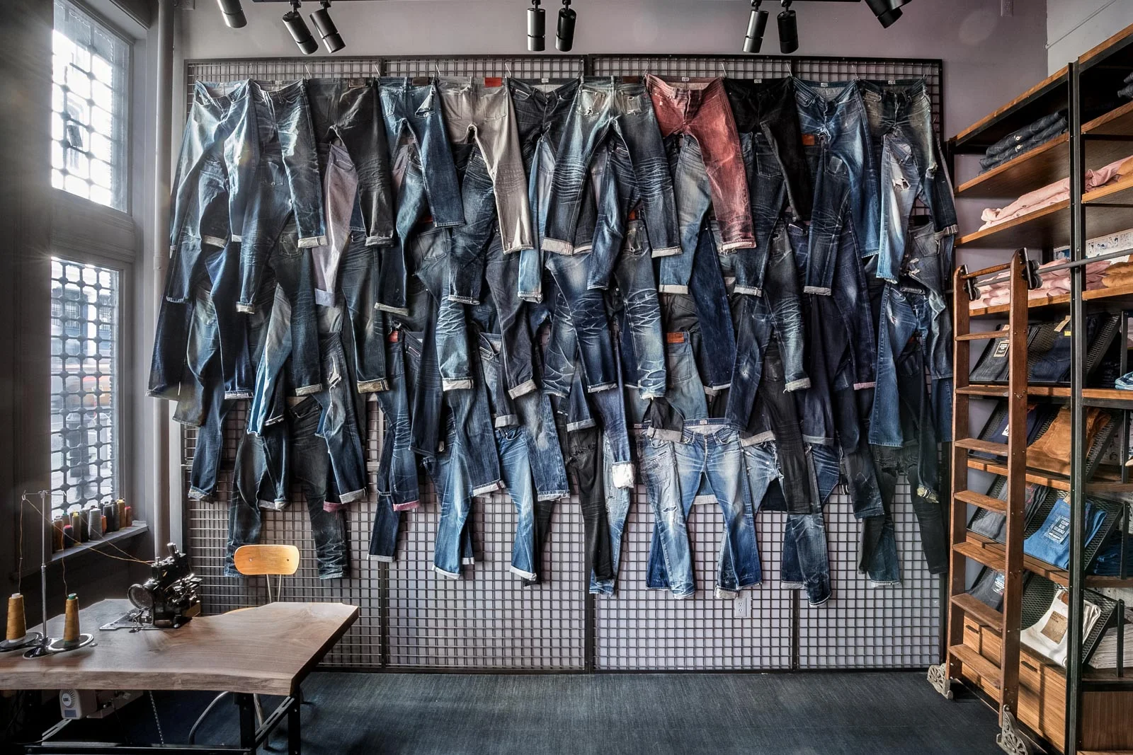store jeans