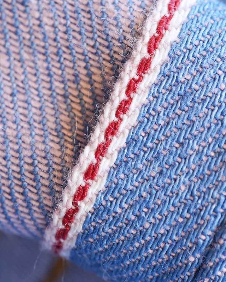 Sakura Sky Selvedge Macro - Selvedge ID