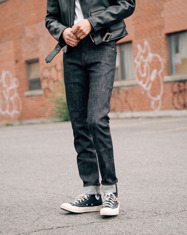 Slub Stretch Selvedge Lifestyle - Devant Jeans