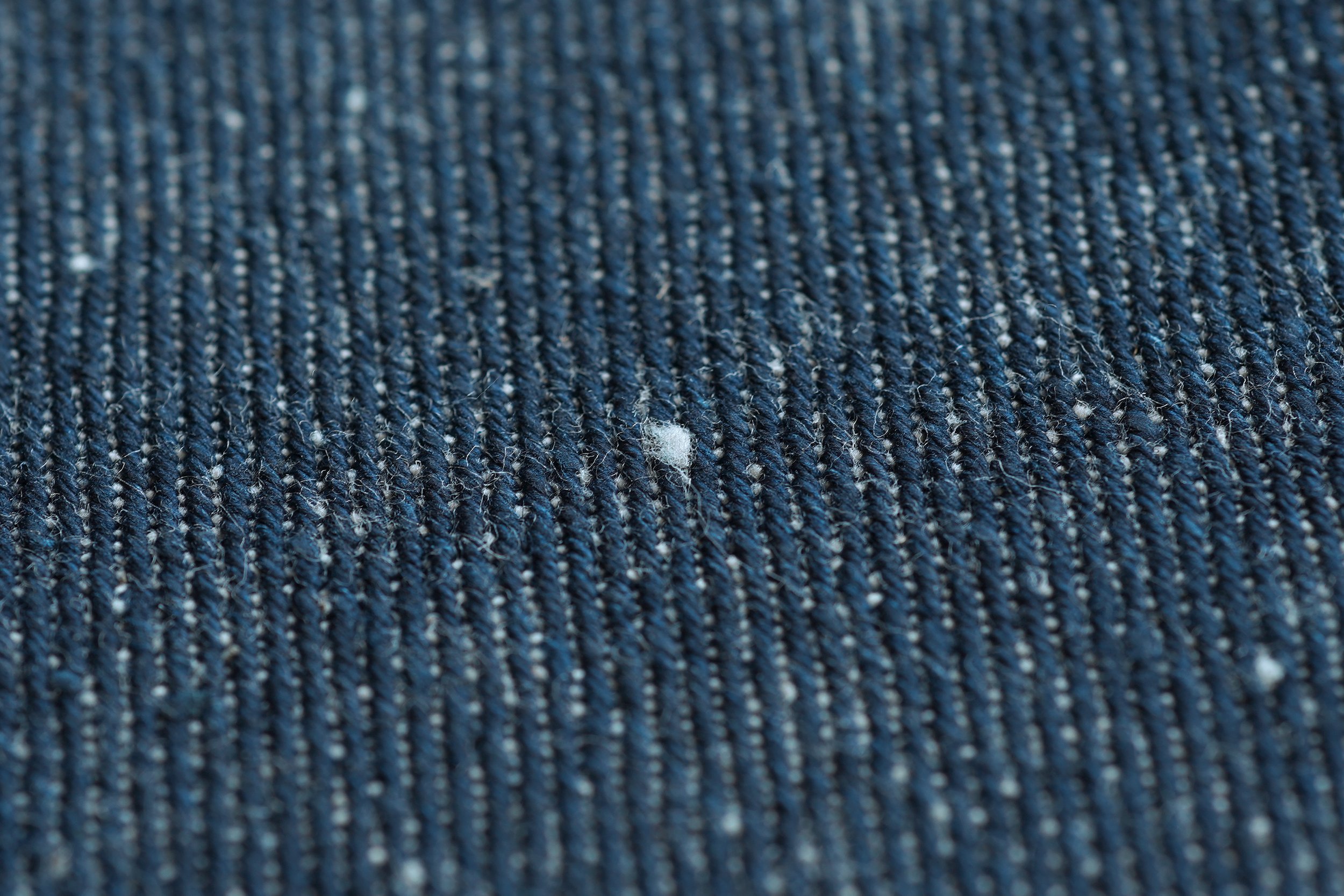 Greencast Slub Selvedge - Fabric Detail & Nep
