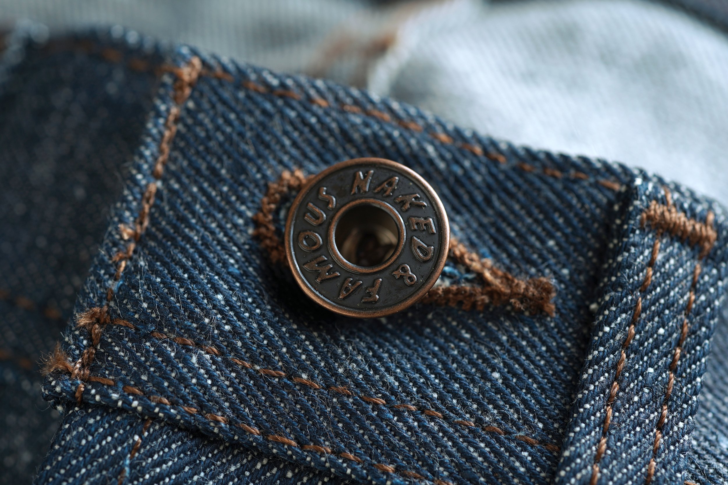 Greencast Slub Selvedge - Button Detail