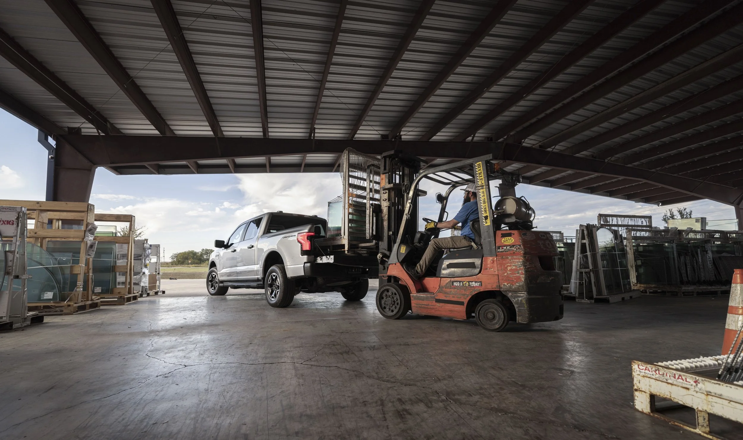 Ford Pro_Ring Windows_Lightning Payload_20222.jpg