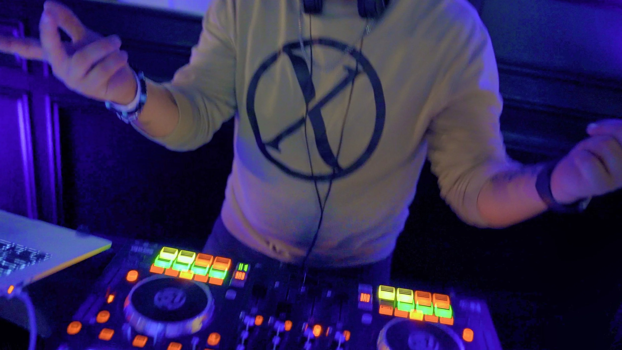 reavis 03 20 JKLJyr reunion HJKJH.jpeg