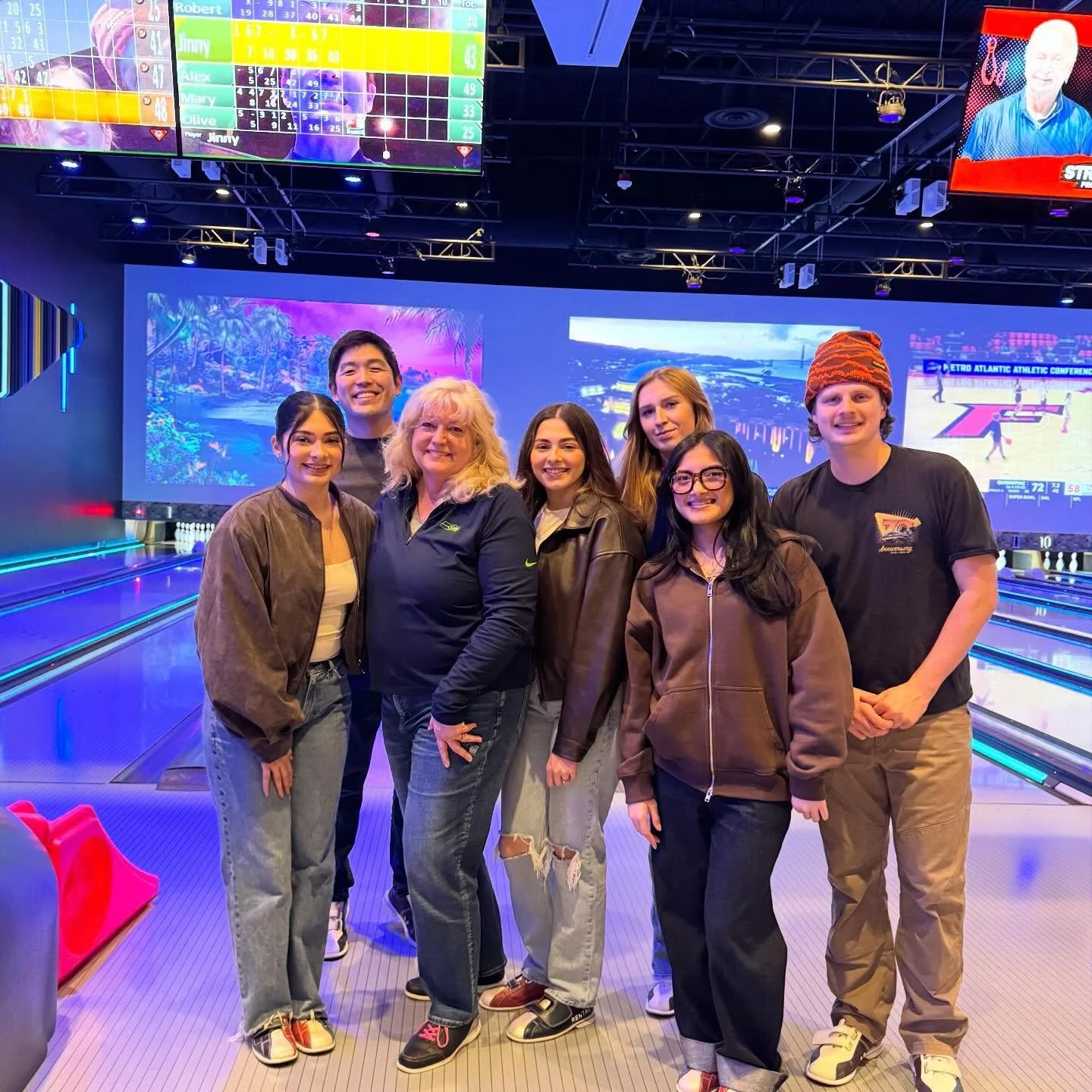 🏆 ✨ We WON Marysville Kids Dentistry&rsquo;s holiday gingerbread house contest&hellip; and the prize was a night of bowling! 🎳😄 What a fun way to celebrate &mdash; huge thanks to Marysville Kids Dentistry for hosting such a great evening! ✨
.
.
.
