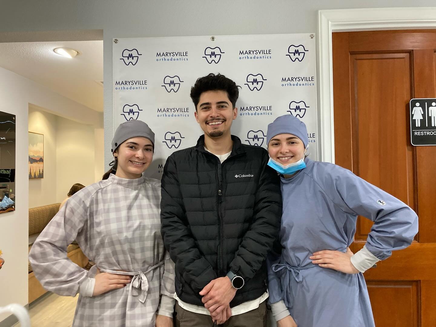 Nothing makes us smile more than seeing family finish their smile journey!😁
Congrats to our assistants' brother Jesus on completing treatment - that new smile looks amazing! 😁🎉

#marysvilleorthodontics #aligners #orthodontics #newsmile #ortholife 