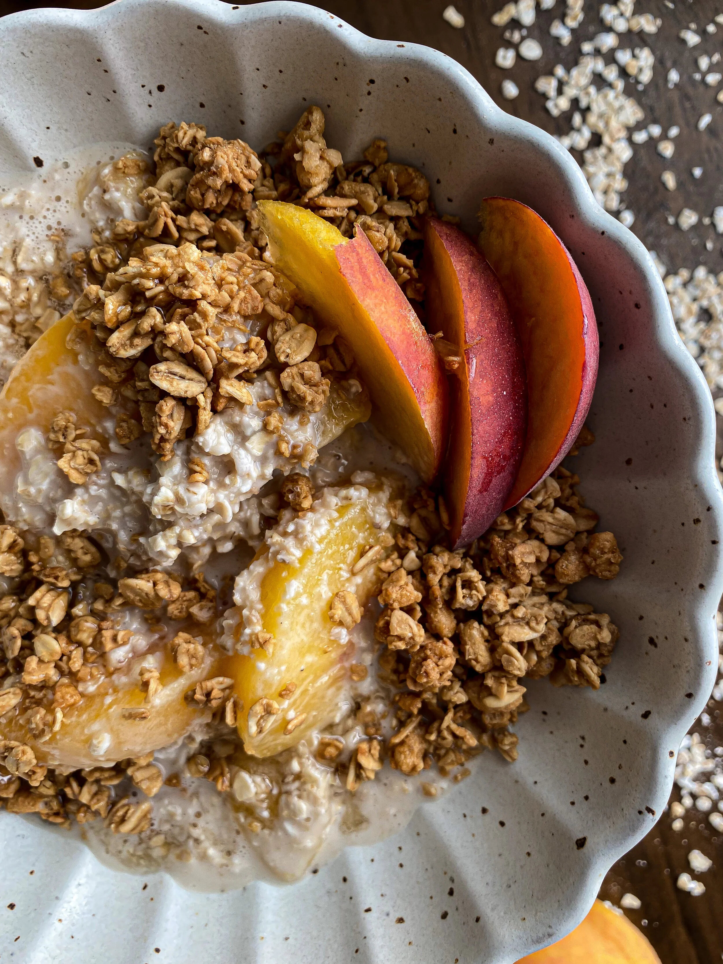 Creamy Peach Cobbler Overnight Oats