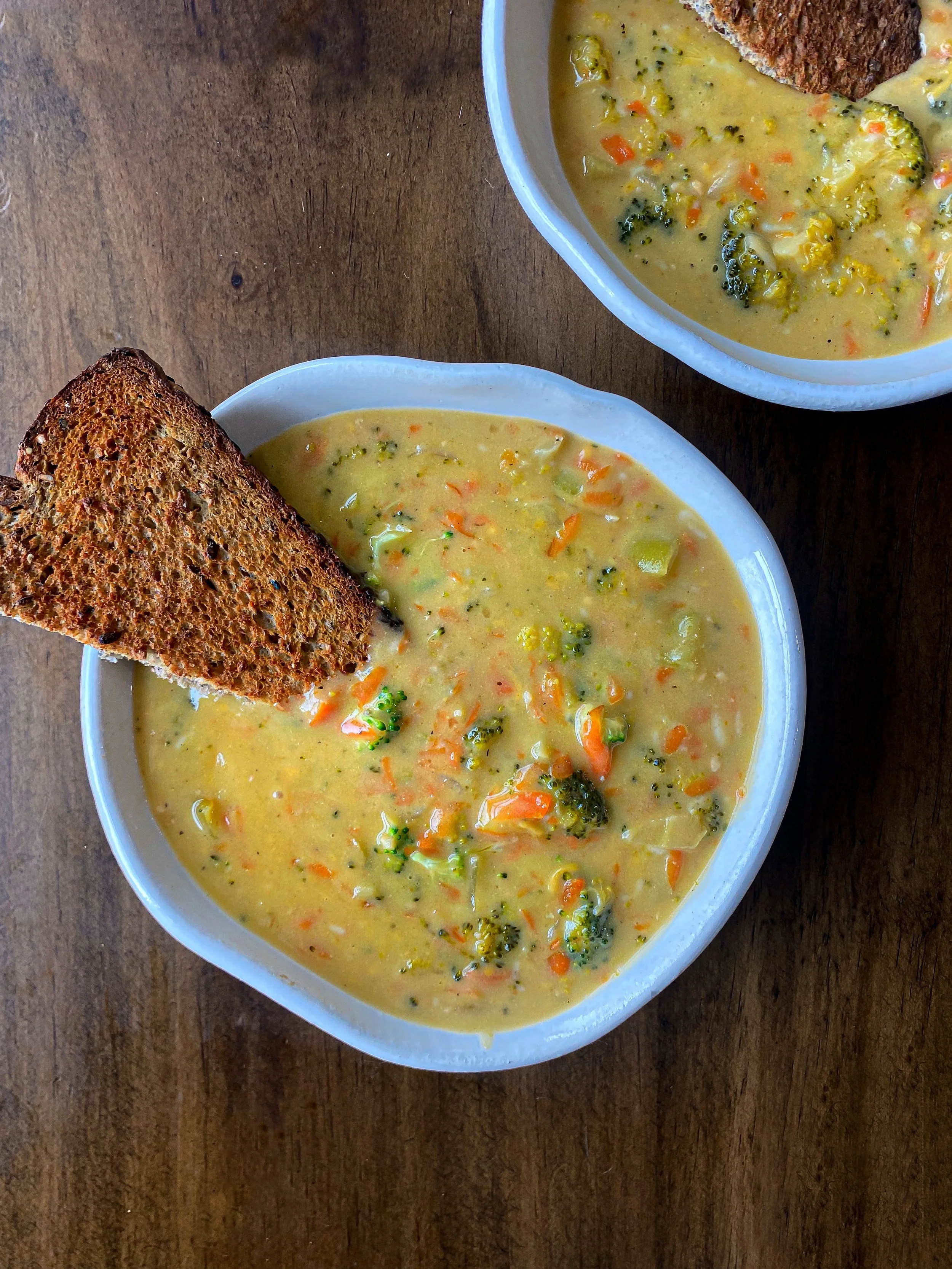 Vegan Broccoli and Cheddar Soup