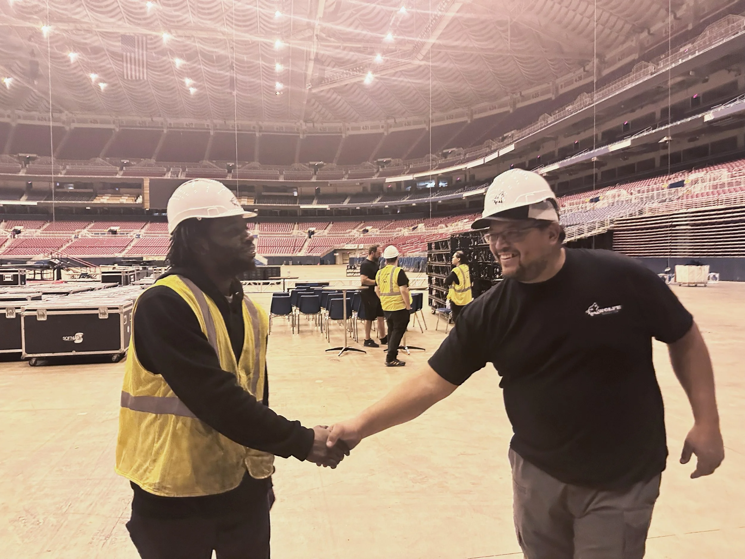 JL_Stagehand_handshake.jpg
