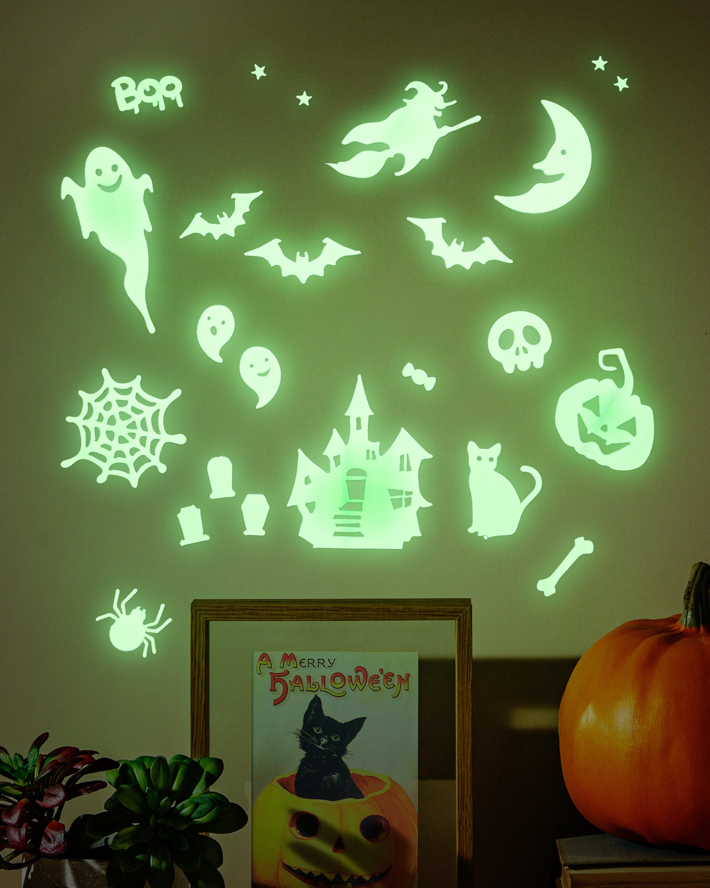 GLO-PLAY-LIFESTYLE-HALLOWEEN.jpeg
