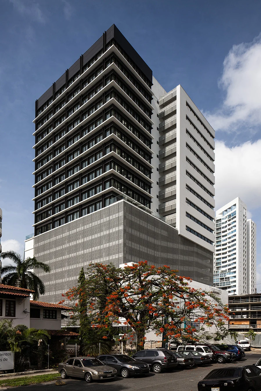MIDTOWN 06.jpg