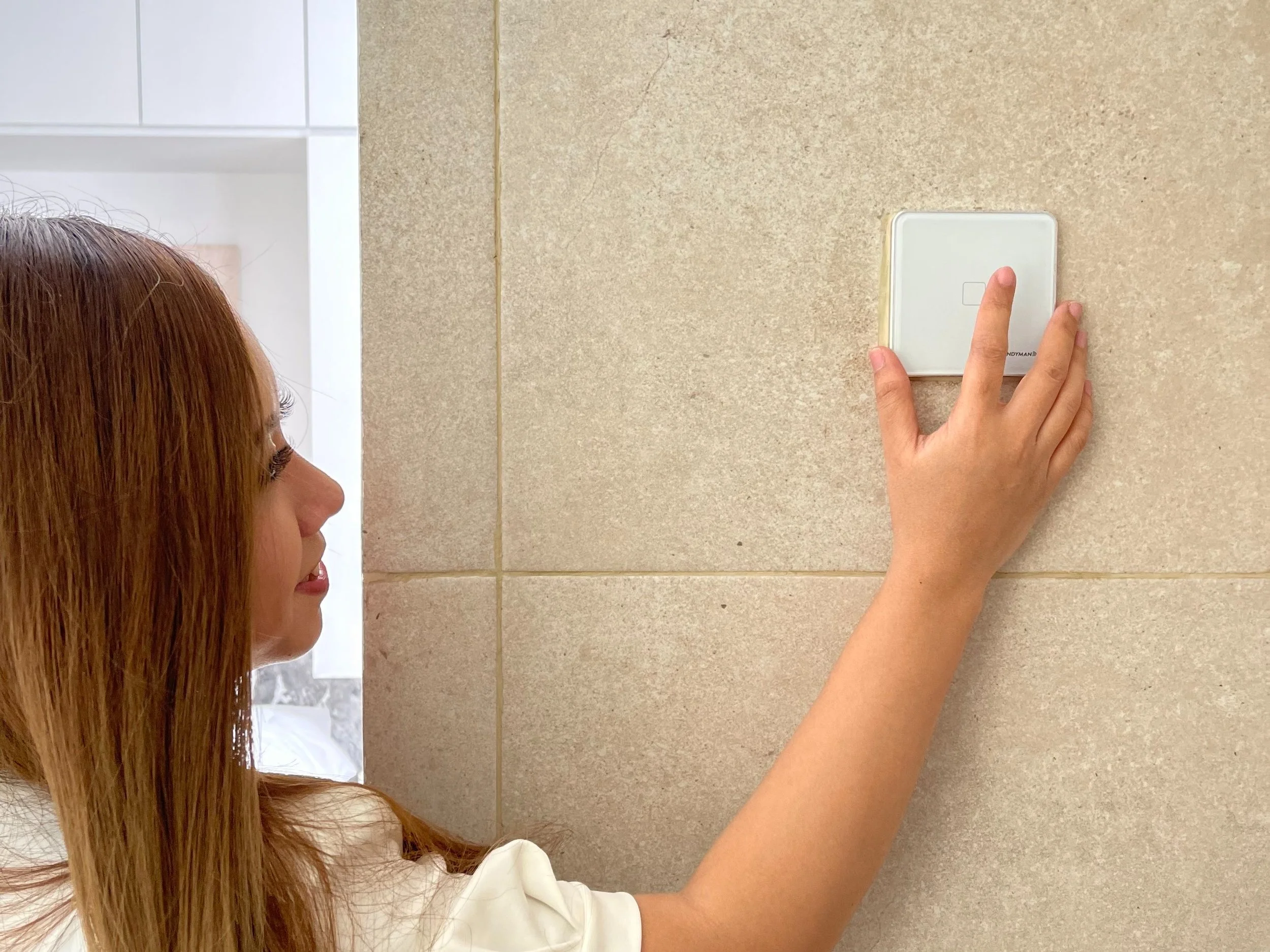 Handyman Smart Light Switch Mudah Diinstalasi