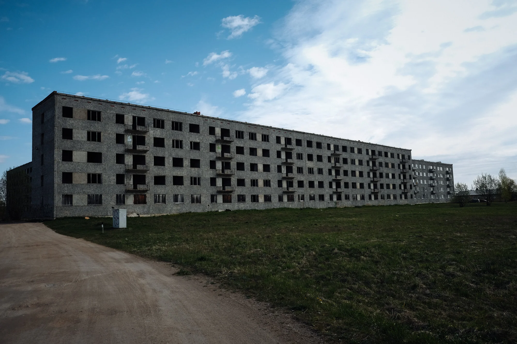 Just outside the city center of Jekabpils a block of flats completely abandoned. During the USSR occupation of the country many new buildings have been built but nowadays they find no purpose.