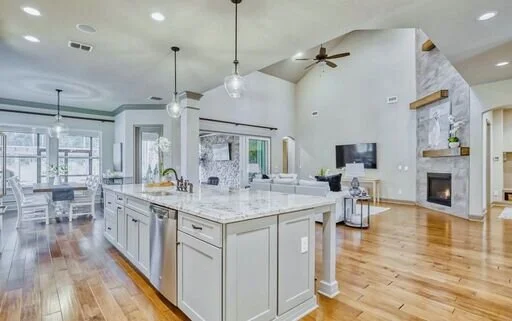 home-staging-investment-property-real-estate-jacksonville-saint-augustine-orange-park-ponte-vedra-beach-florida-13.jpg