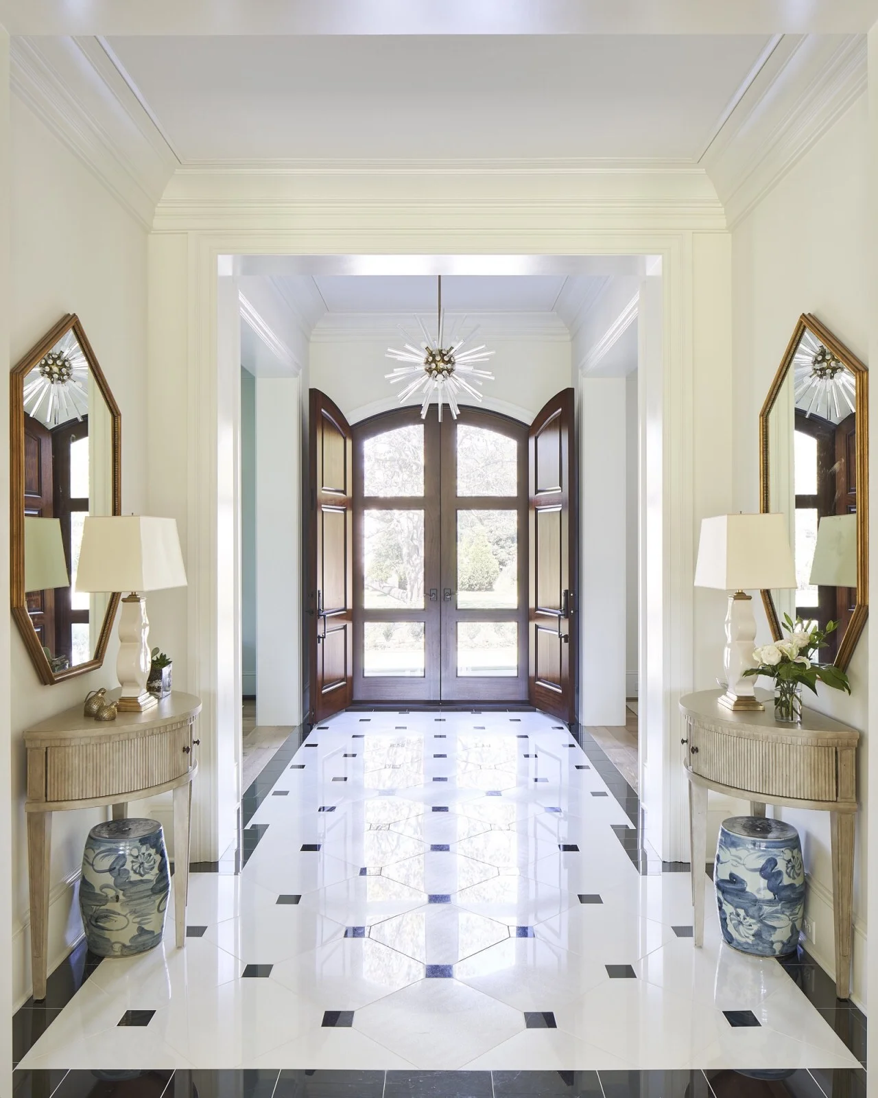 Home Tour: Blue & White Wilmington Home